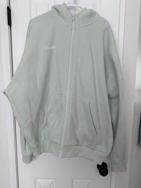 Comfort Zip-Up Hoodie in Pale Mint